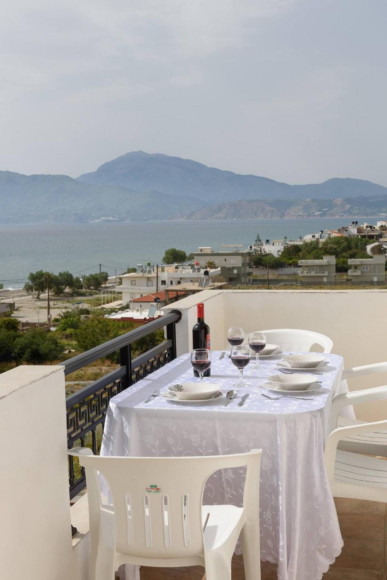 Sofia Apartment, With Sea & Mountain View Каламаки Экстерьер фото